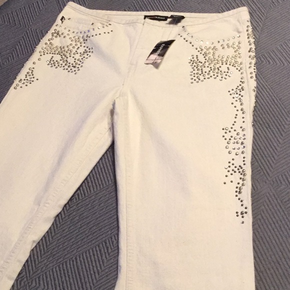 Express Denim - Cream 5/6 studded Express jeans